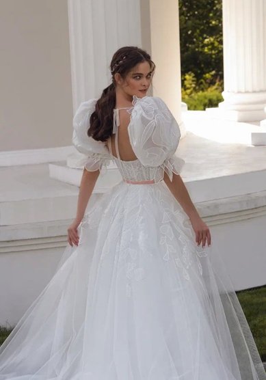 Свадебное платье ТК 0690-M69574 - Салон свадебных и вечерних платьев для современных невест MegaDay...