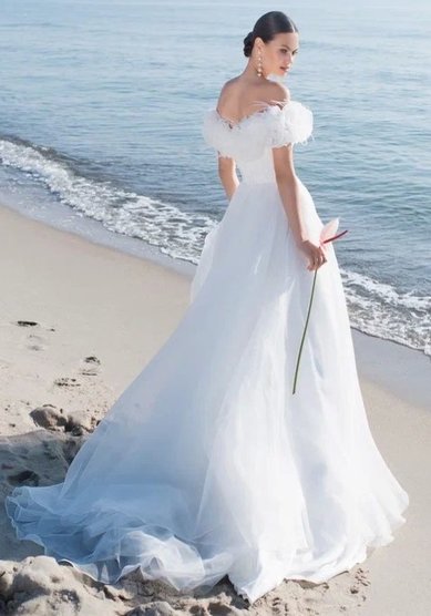 Свадебное платье К 0501-M69601 - Салон свадебных и вечерних платьев для современных невест MegaDay...