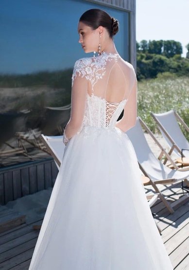 Свадебное платье К 0503-M69603 - Салон свадебных и вечерних платьев для современных невест MegaDay...