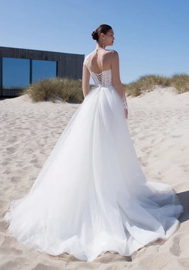 Свадебное платье К 0503-M69603 - Салон свадебных и вечерних платьев для современных невест MegaDay...