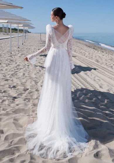 Свадебное платье К 0509-M69609 - Салон свадебных и вечерних платьев для современных невест MegaDay...