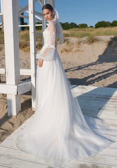 Свадебное платье К 0512-M69612 - Салон свадебных и вечерних платьев для современных невест MegaDay...