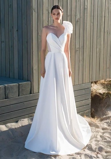 Свадебное платье К 0519-M69620 - Салон свадебных и вечерних платьев для современных невест MegaDay...