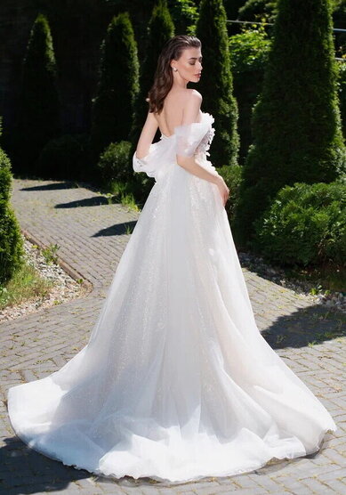 Свадебное платье ММ 0882-M69752 - Салон свадебных и вечерних платьев для современных невест MegaDay...