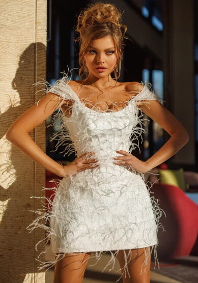 Свадебное платье ST 1242-M69772 - Салон свадебных и вечерних платьев для современных невест MegaDay...