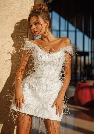 Свадебное платье ST 1242-M69772 - Салон свадебных и вечерних платьев для современных невест MegaDay...