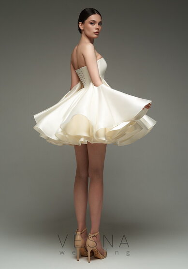 Свадебное платье Эйприл крем-V69823 - Свадебный салон Vesna (Москва)