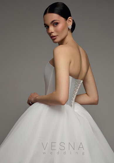 Свадебное платье Элиф Мини Вайт + Шарф-V70030 - Свадебный салон Vesna (Москва)