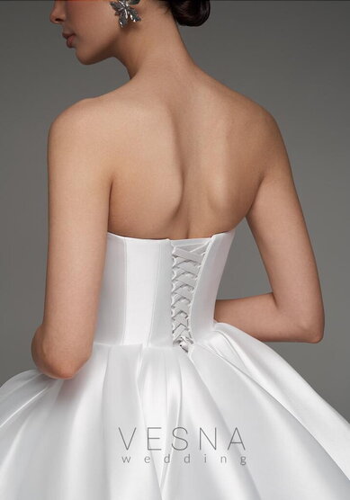 Свадебное платье Ника Силк Вайт Классик-V70065 - Свадебный салон Vesna (Москва)