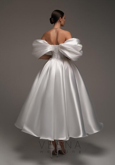Свадебное платье Рафаэлла Миди Силк Вайт-V70076 - Свадебный салон Vesna (Москва)
