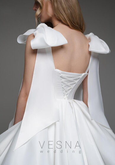 Свадебное платье Ника Вайт Люкс-V70095 - Свадебный салон Vesna (Москва)