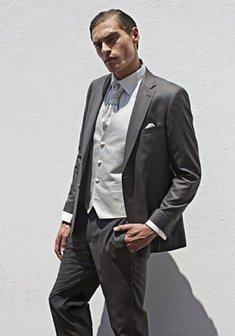 Арт. Masterhand, Salvador Q-M1874