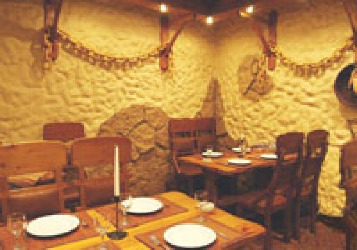 Сеть ресторанов Хижина на Университете