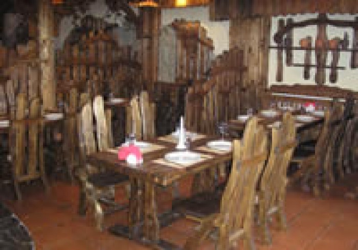 Сеть ресторанов Хижина на Чертановской