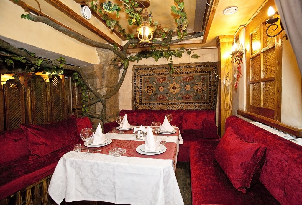 Ресторан Восточный сад / Империя