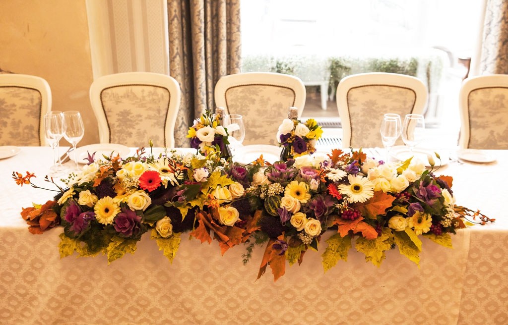 Стол жениха и невесты. Президиум.