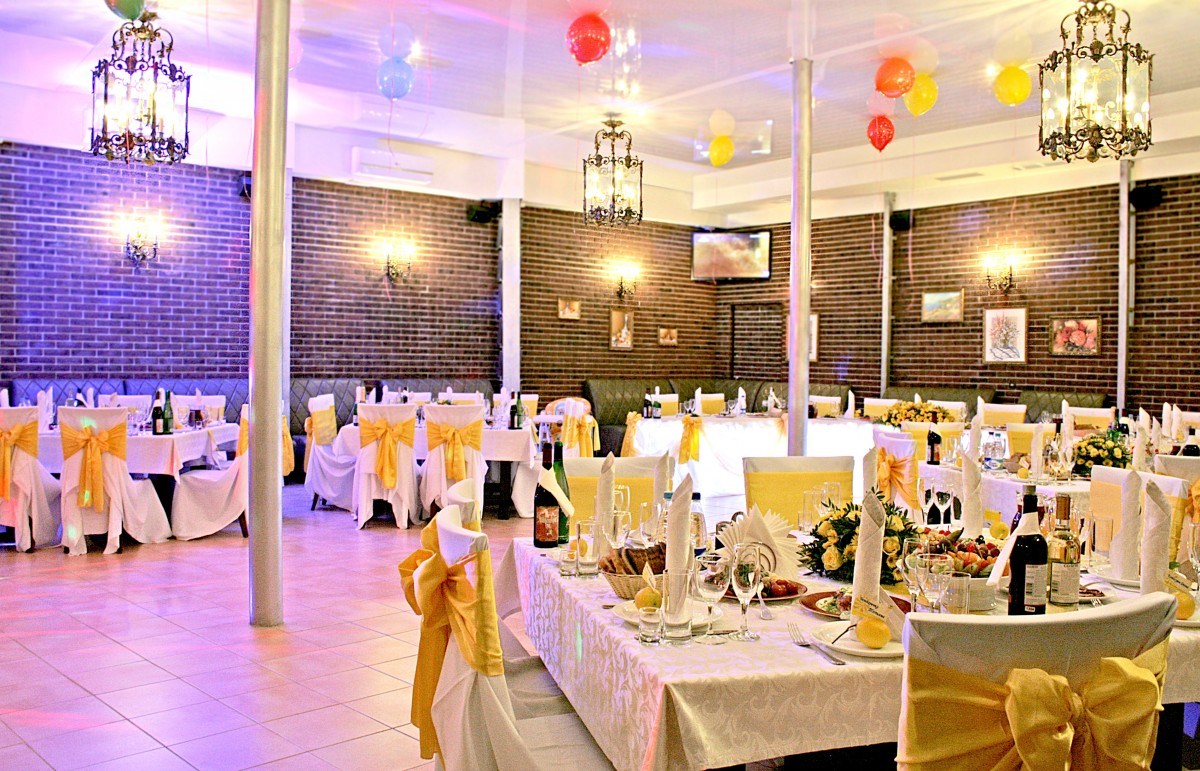 ресторан Старина Мюллер на Бакунинской