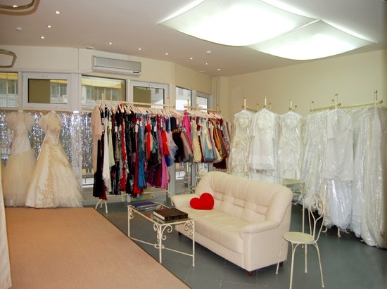 салон свадебного и вечернего платья