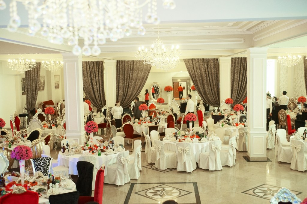 Ресторан Суриковъ Холл